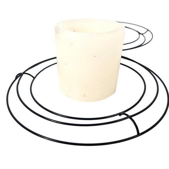 Set of 2 Black Metal Wreath Forms 8 Inch Round Wire Frame for DIY Craft and Home - Picture 7 of 7